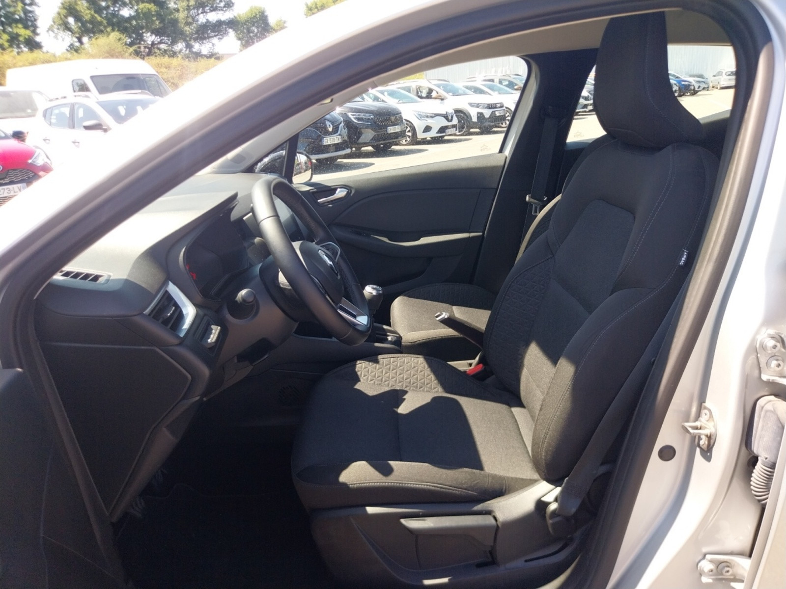 Vente en ligne Renault Clio 5 Clio TCe 90 au prix de 13 490 €