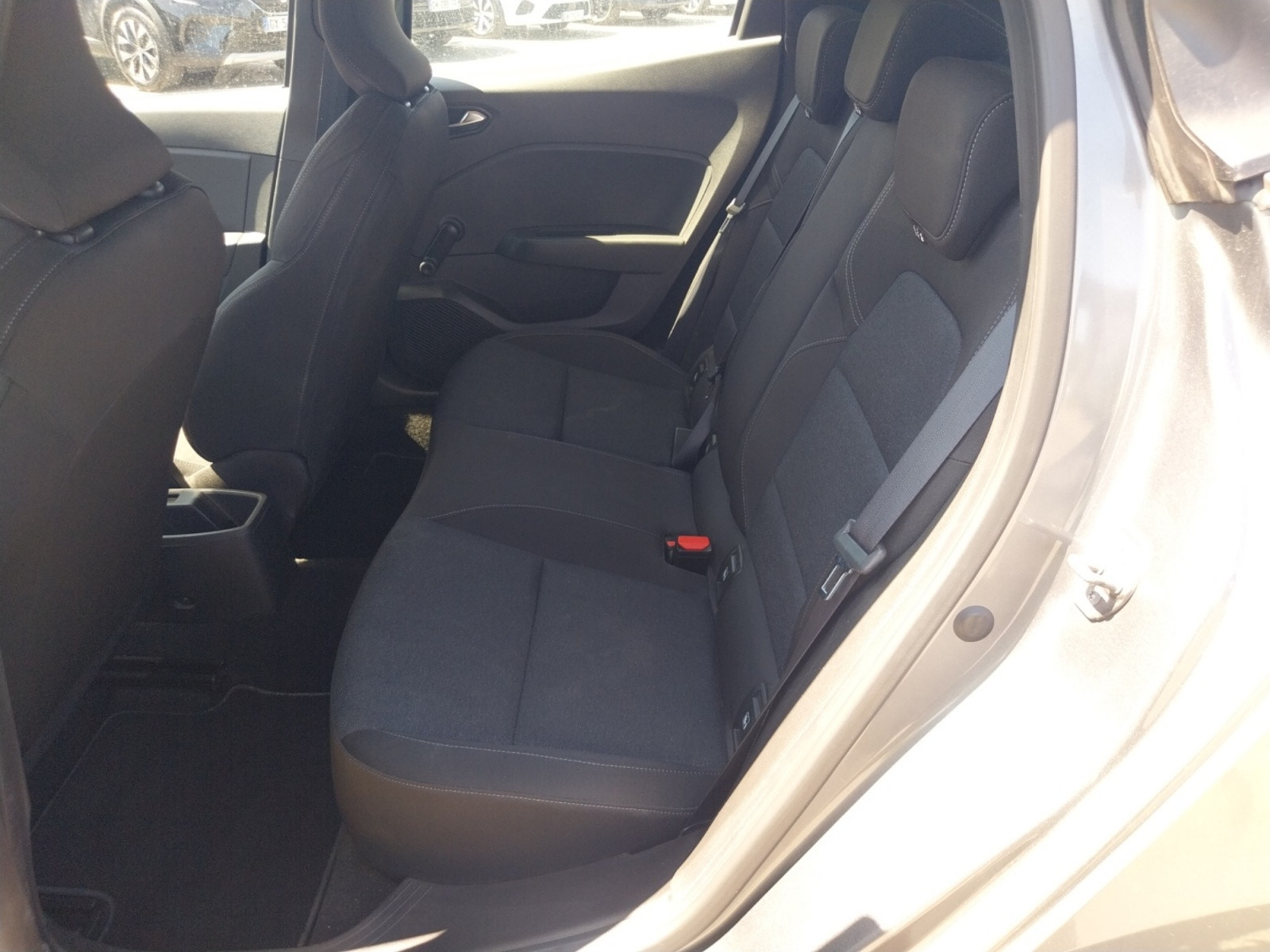 Vente en ligne Renault Clio 5 Clio TCe 90 au prix de 11 990 €