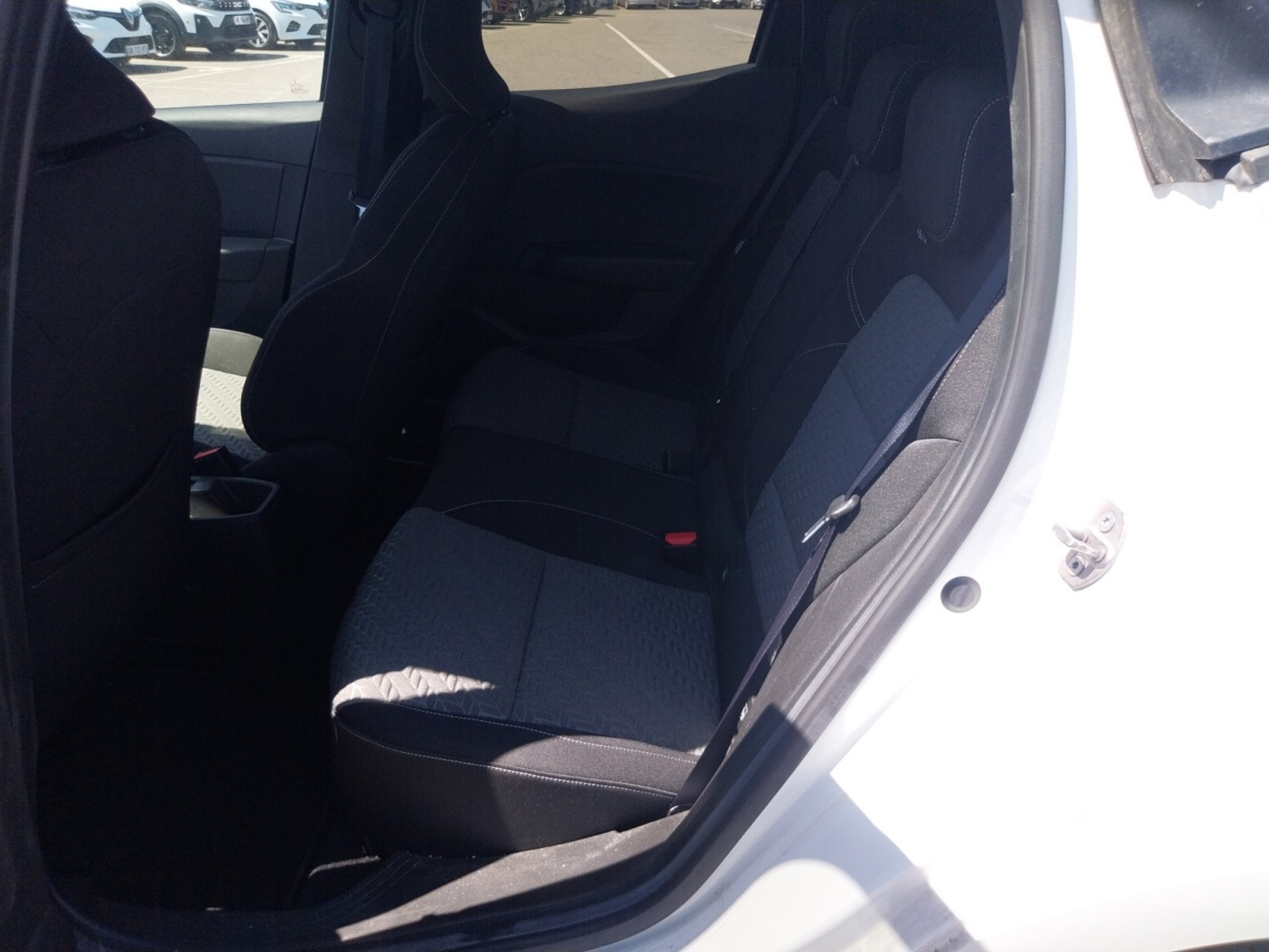 Vente en ligne Renault Clio 5 Clio TCe 100 GPL au prix de 14 190 €