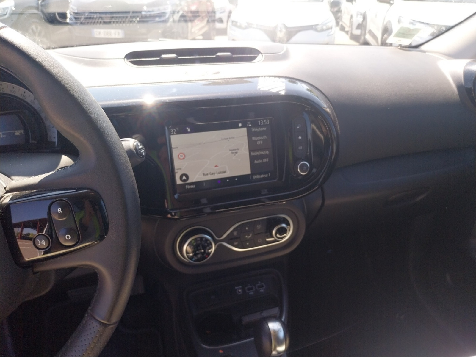 Vente en ligne Renault Twingo Electrique Twingo III E-Tech au prix de 14 290 €