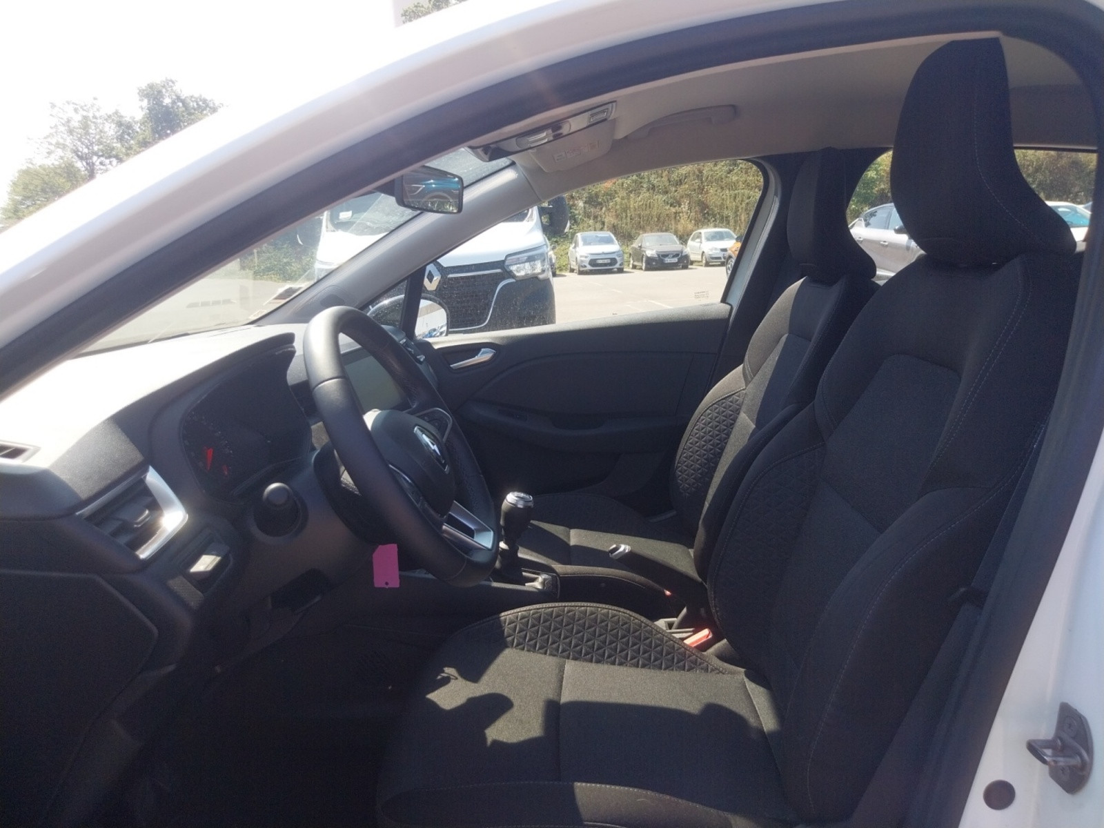 Vente en ligne Renault Clio 5 Clio TCe 90 au prix de 13 290 €