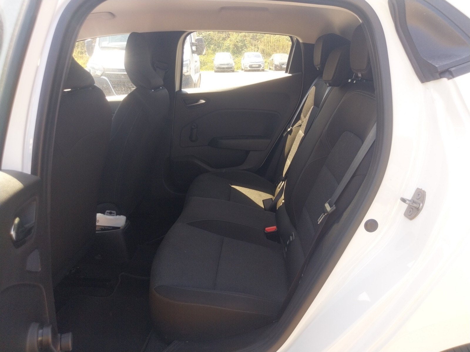 Vente en ligne Renault Clio 5 Clio TCe 90 au prix de 13 290 €