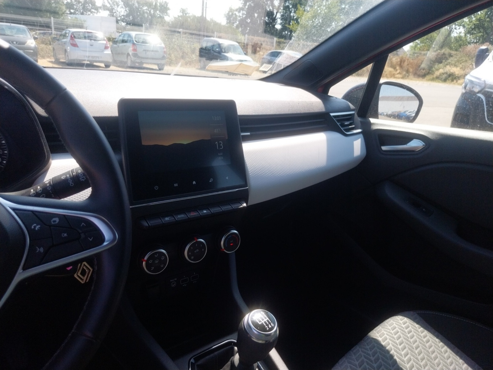 Vente en ligne Renault Clio 5 Clio TCe 90 - 21N au prix de 13 990 €