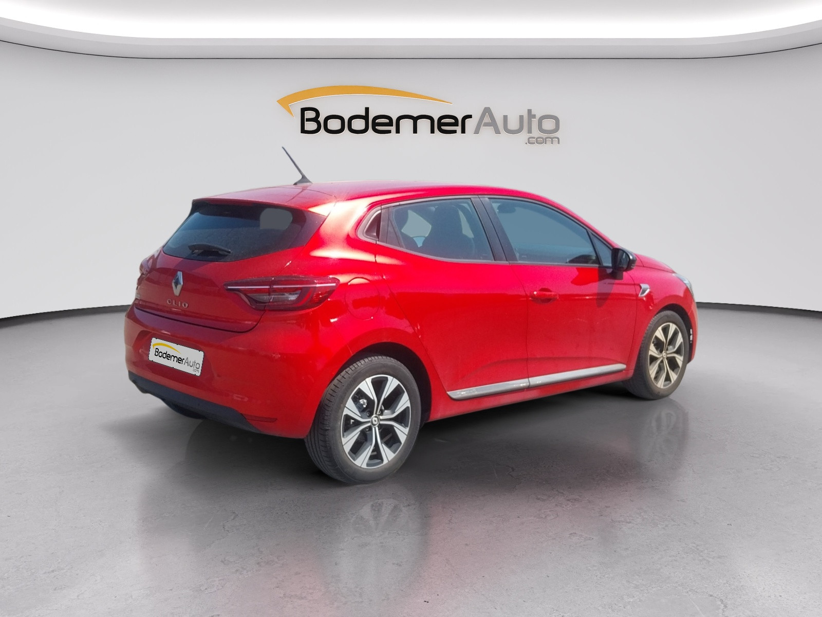 Vente en ligne Renault Clio 5 Clio TCe 90 - 21N au prix de 13 990 €