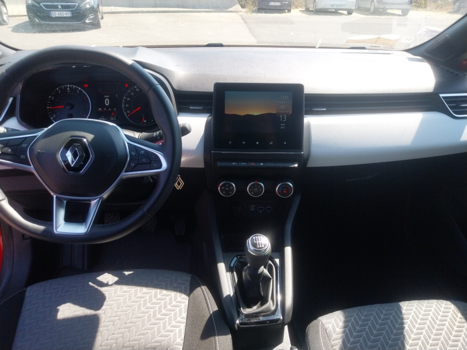 Vente en ligne Renault Clio 5 Clio TCe 90 - 21N au prix de 13 990 €