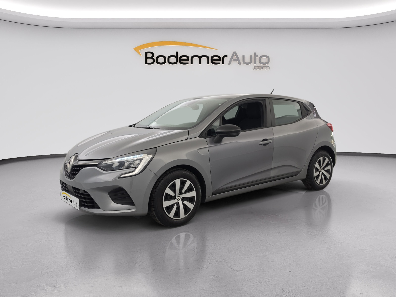 Renault Clio 5 Clio TCe 90 occasion de 2023 en vente à Vannes