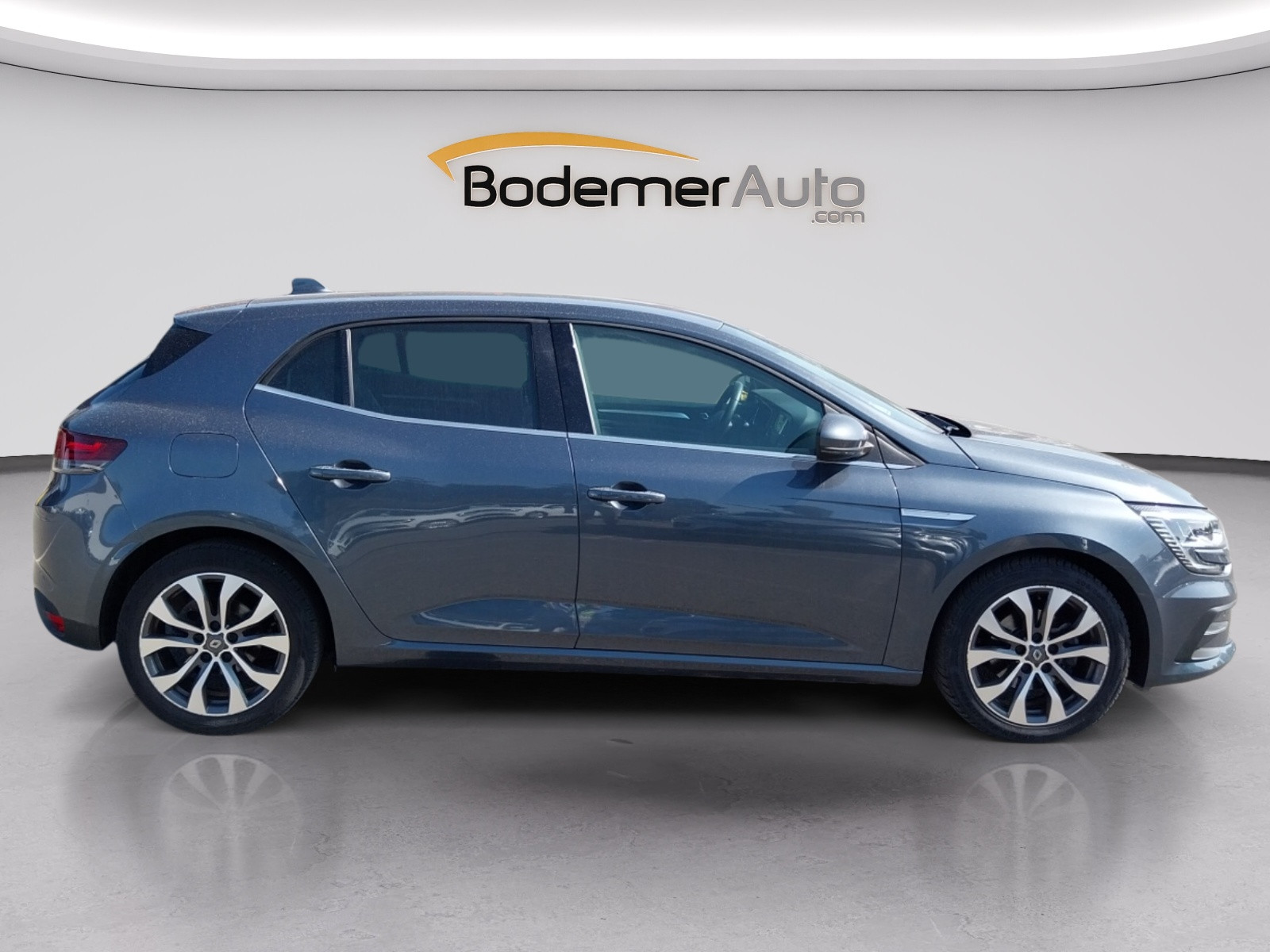 Vente en ligne Renault Megane 4  TCe 140 EDC au prix de 17 890 €