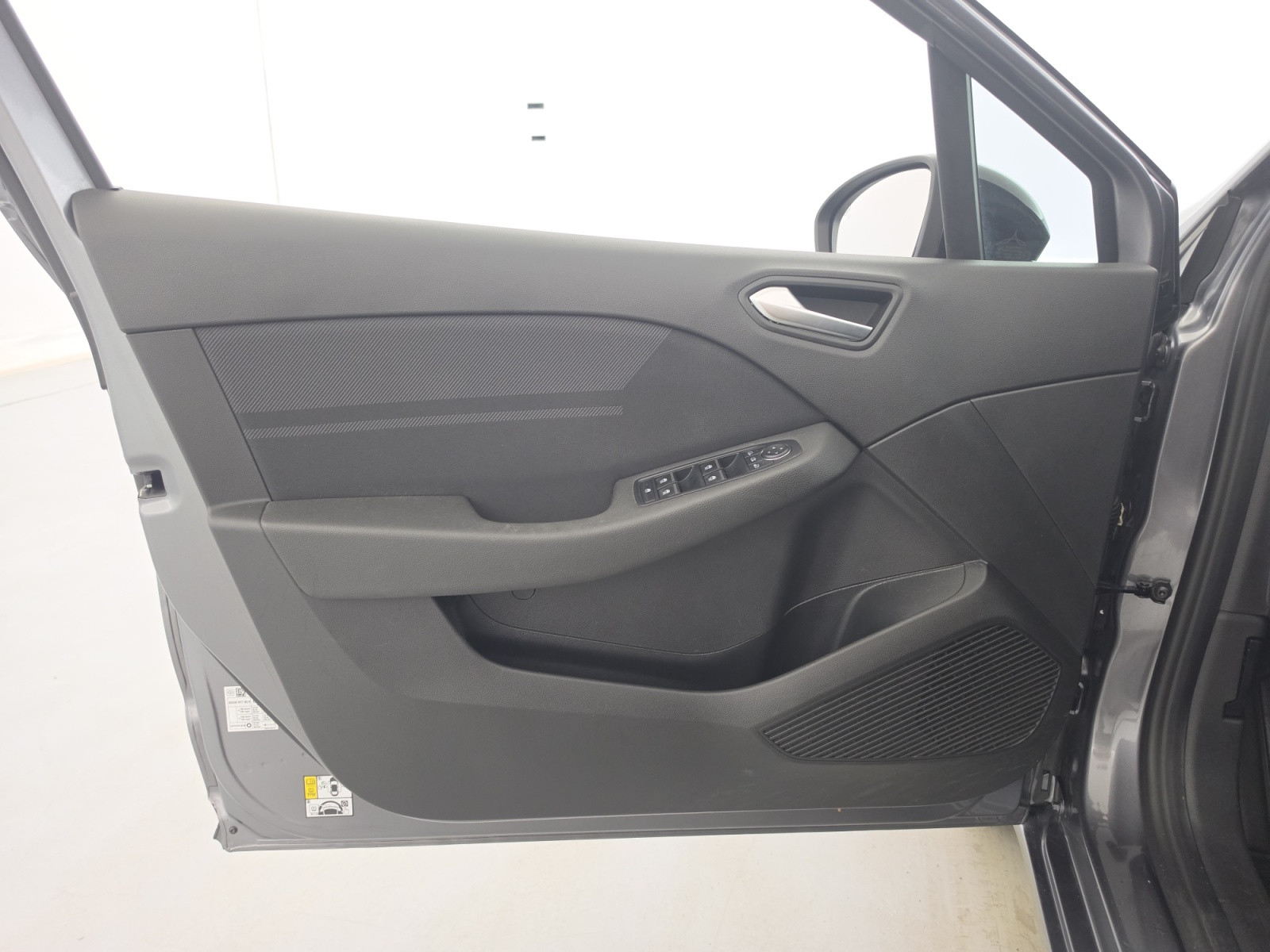 Vente en ligne Renault Clio 5 Clio E-Tech full hybrid 145 au prix de 22 590 €