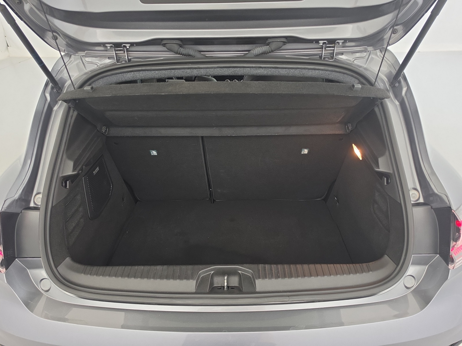 Vente en ligne Renault Clio 5 Clio E-Tech full hybrid 145 au prix de 22 590 €