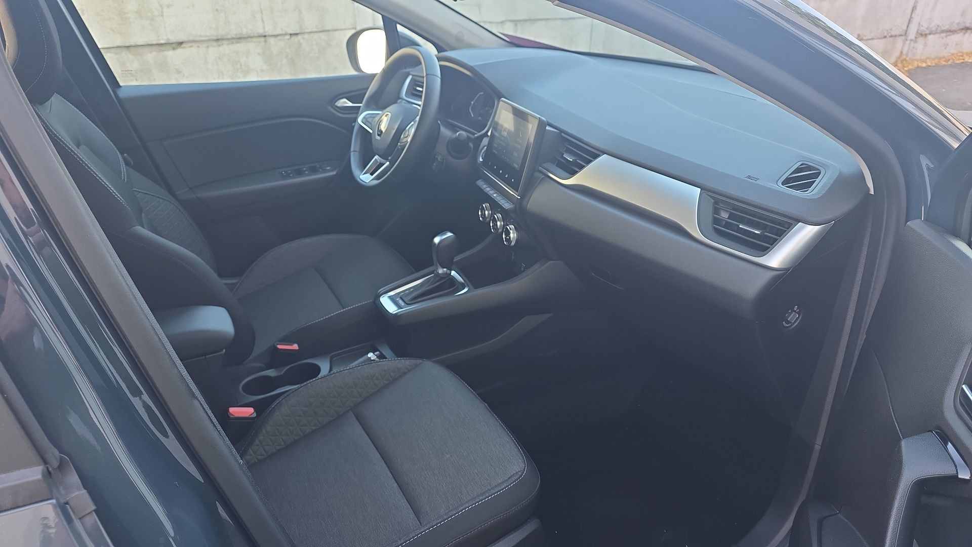 Vente en ligne Renault Captur  E-Tech 145 - 21 au prix de 17 890 €