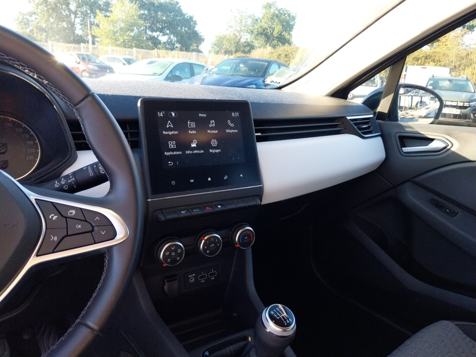 Vente en ligne Renault Clio 5 Clio TCe 90 au prix de 14 270 €