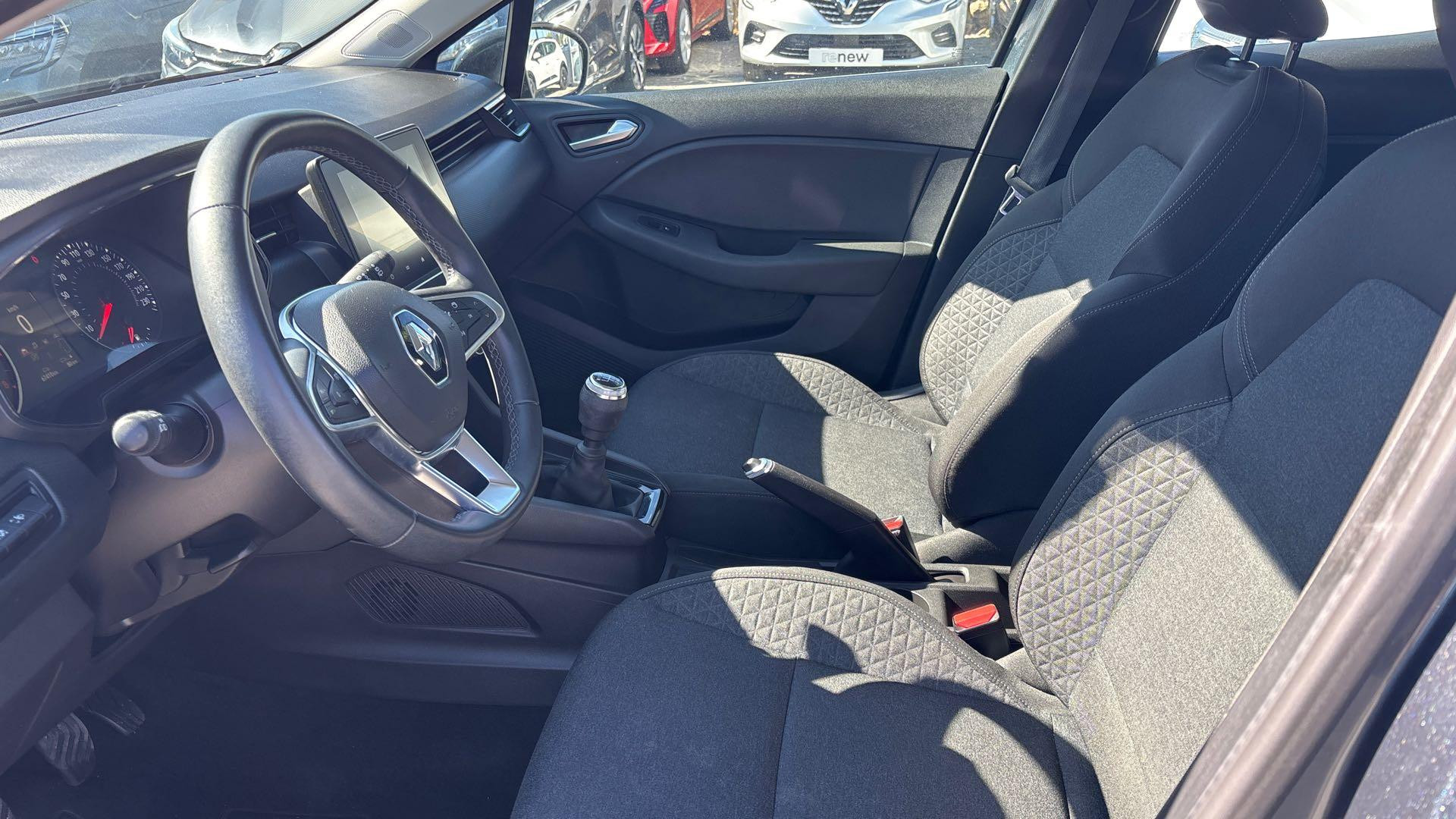 Vente en ligne Renault Clio 5 Clio TCe 90 au prix de 12 290 €