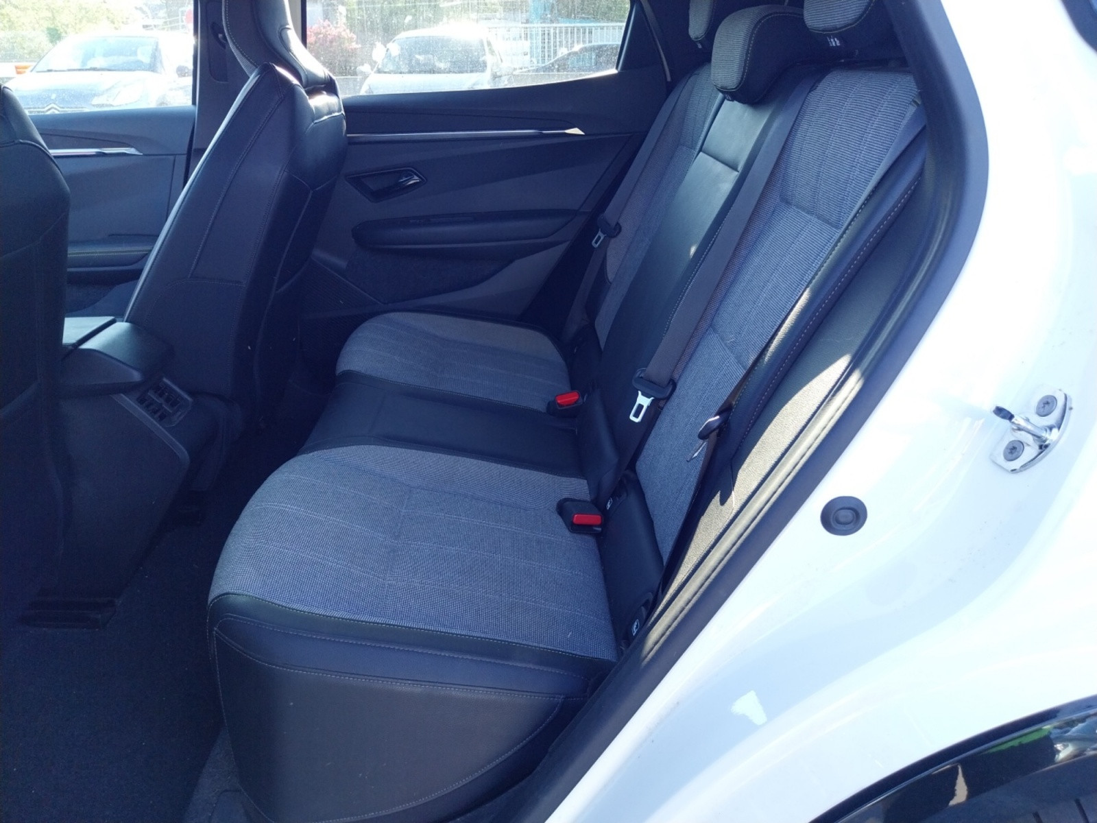 Vente en ligne Renault Megane E-Tech  EV60 220 ch super charge au prix de 24 890 €