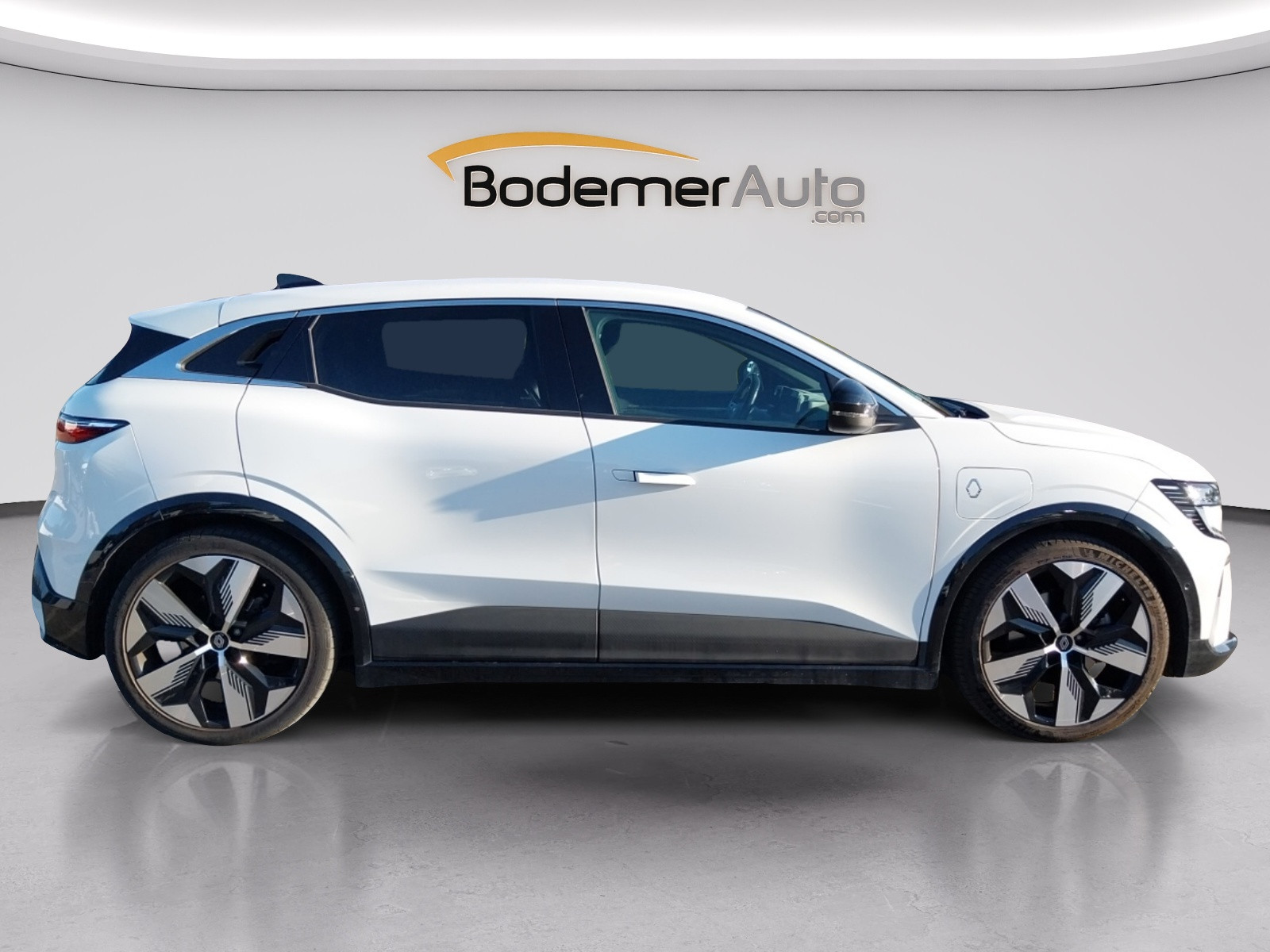 Vente en ligne Renault Megane E-Tech  EV60 220 ch super charge au prix de 24 890 €