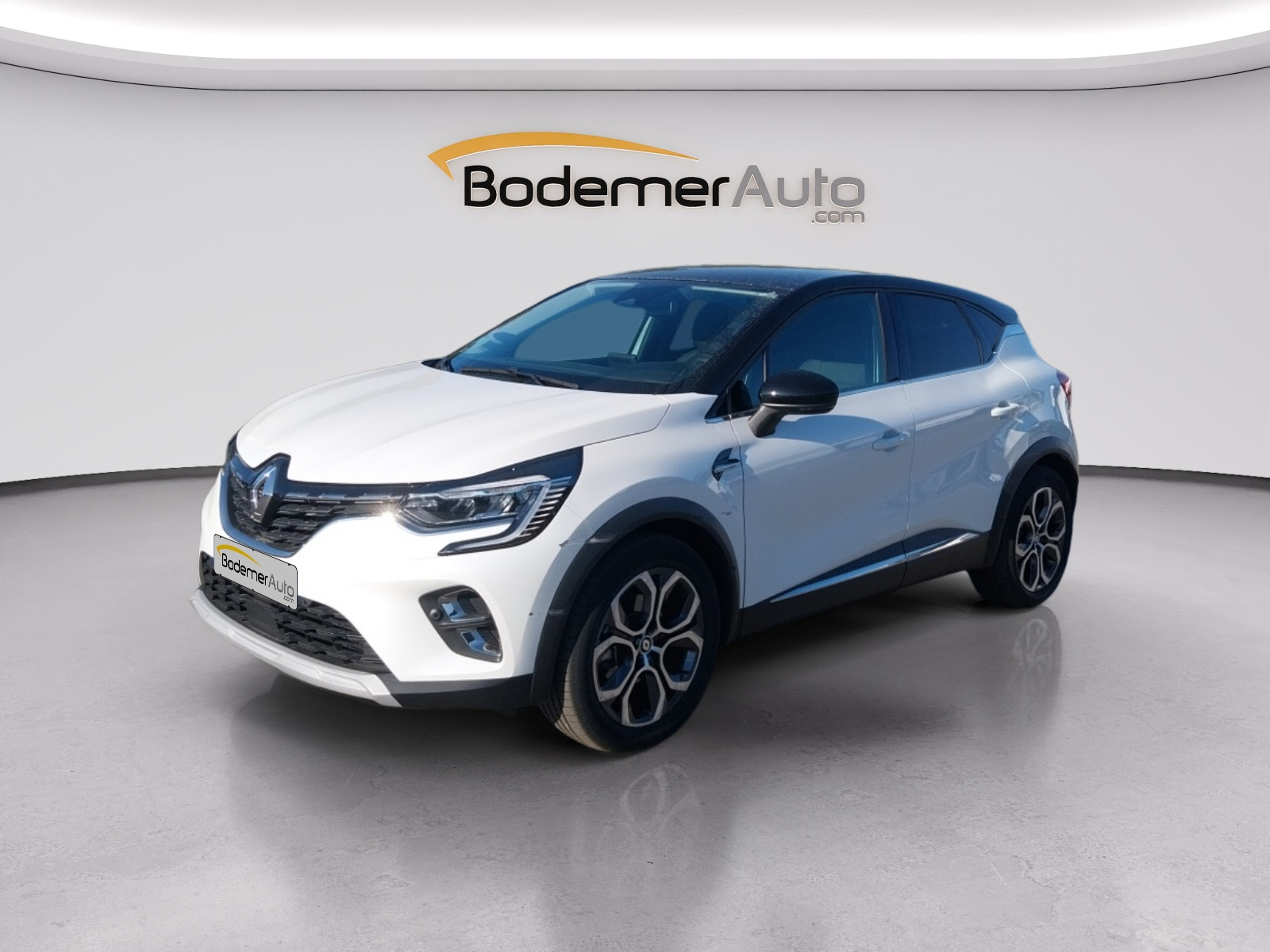 Renault Captur  E-Tech full hybrid 145 occasion de 2023 en vente à Vannes