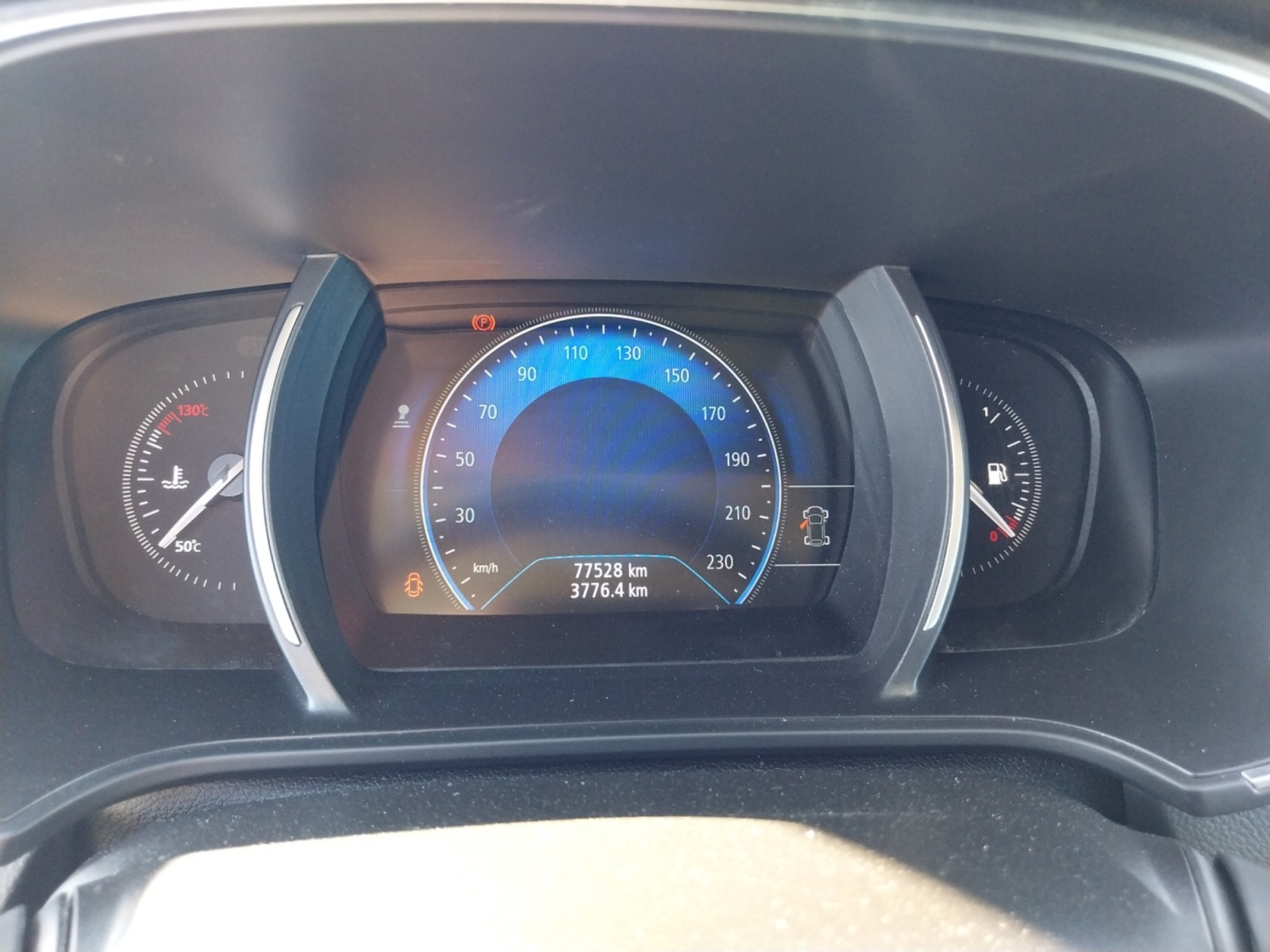 Vente en ligne Renault Megane 4 Mégane IV Berline Blue dCi 115 au prix de 13 990 €
