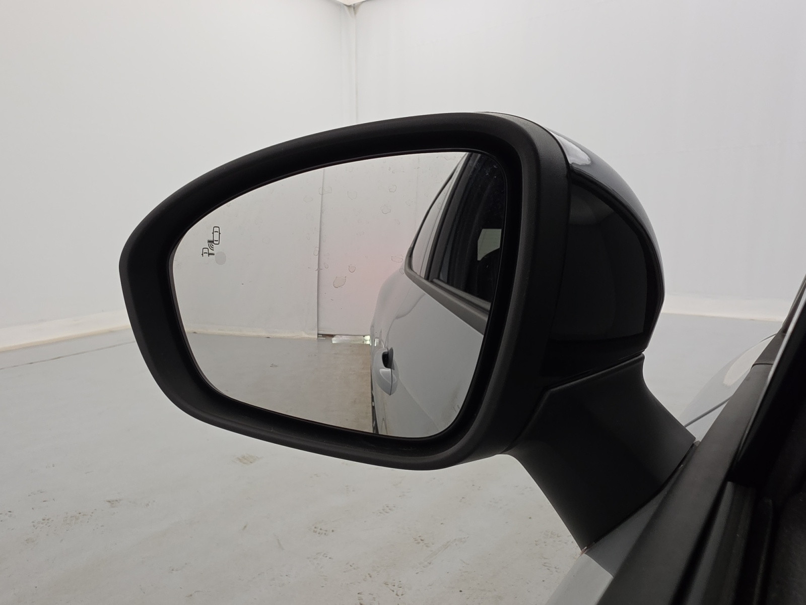 Vente en ligne Renault Clio 5 Clio E-Tech full hybrid 145 ch GSR2 au prix de 20 990 €