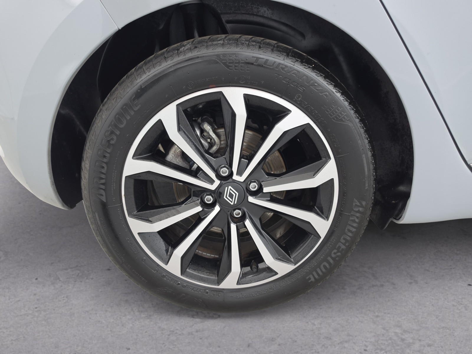 Vente en ligne Renault Clio 5 Clio E-Tech full hybrid 145 ch GSR2 au prix de 20 990 €
