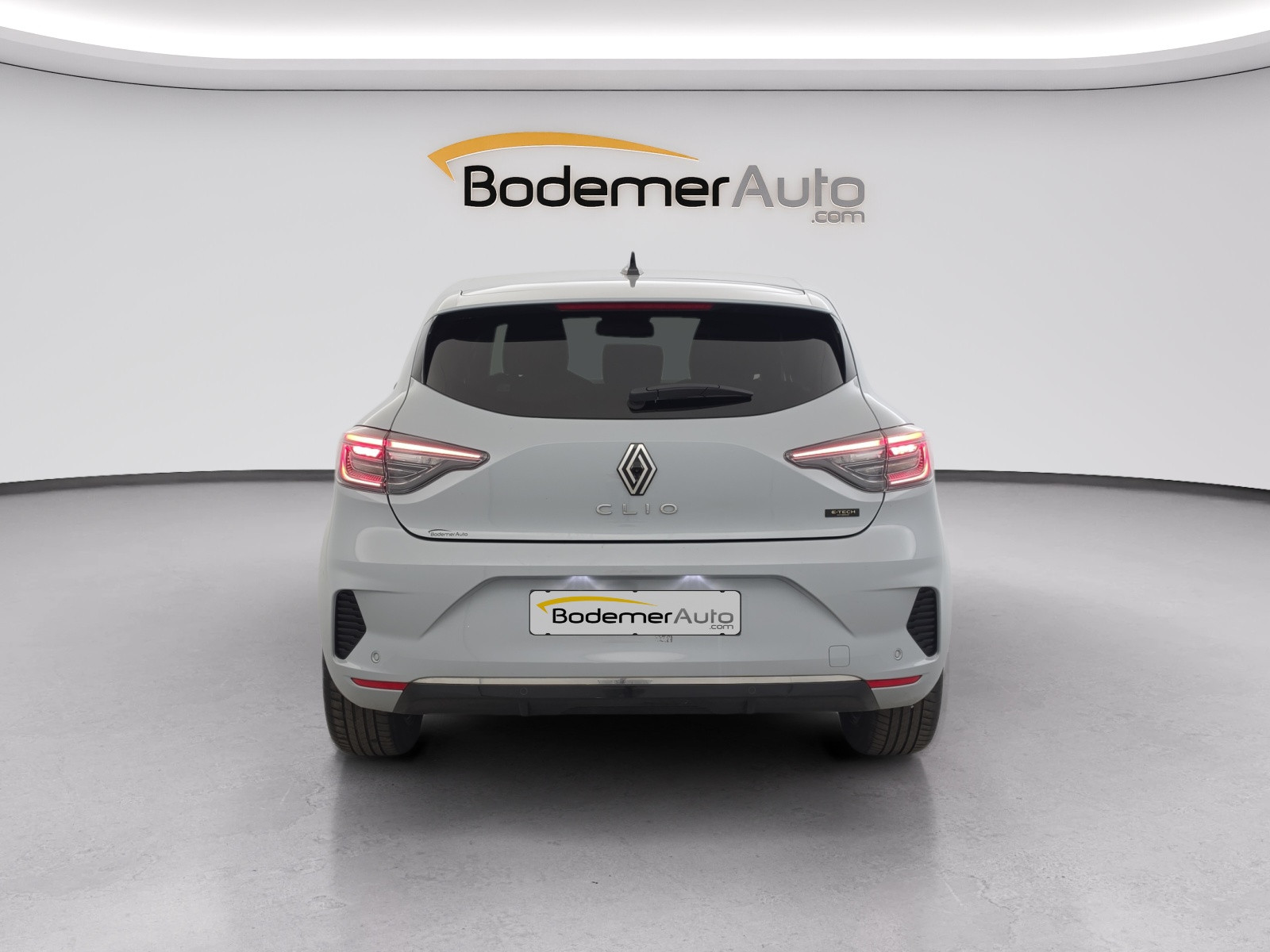 Vente en ligne Renault Clio 5 Clio E-Tech full hybrid 145 ch GSR2 au prix de 20 990 €