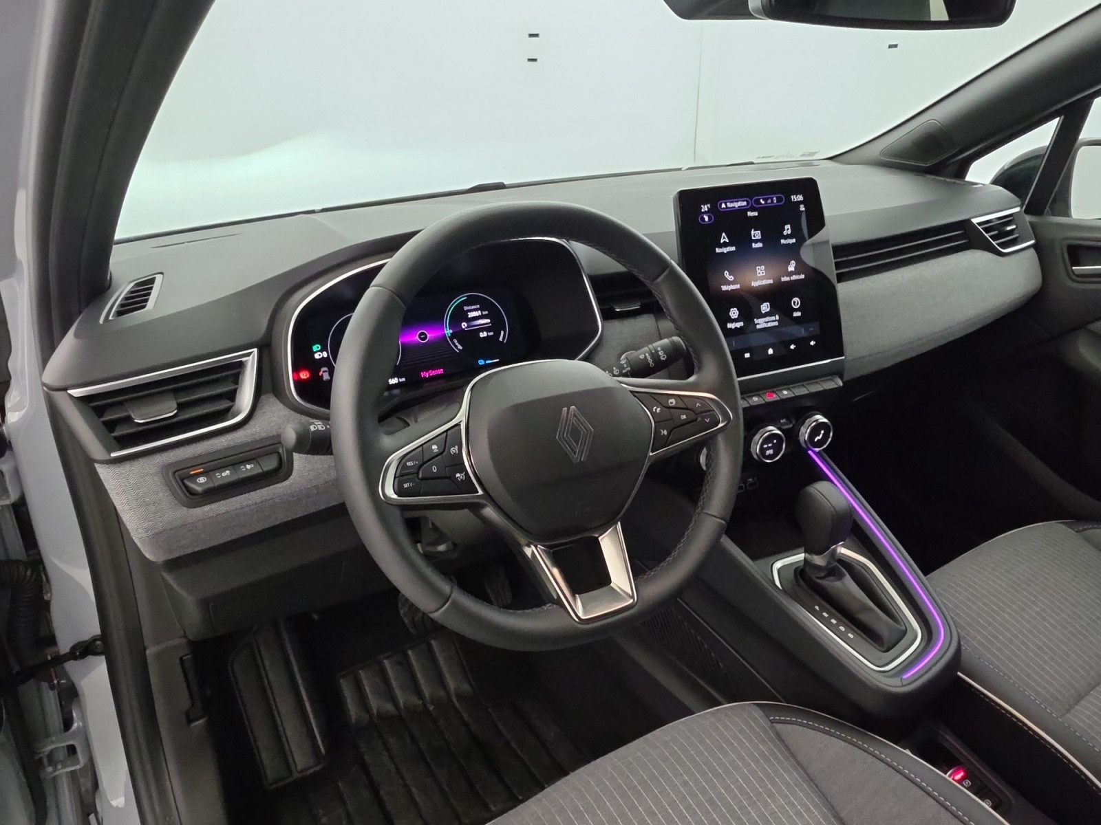 Vente en ligne Renault Clio 5 Clio E-Tech full hybrid 145 ch GSR2 au prix de 20 990 €