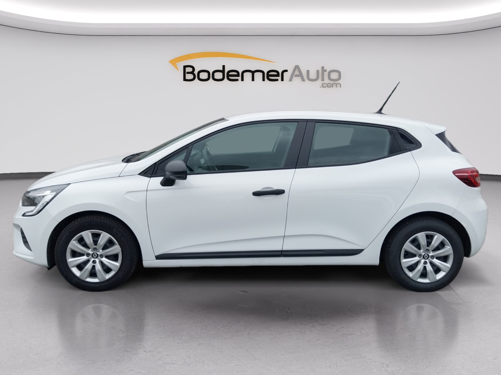 Vente en ligne Renault Clio 5 Clio SCe 65 au prix de 12 880 €