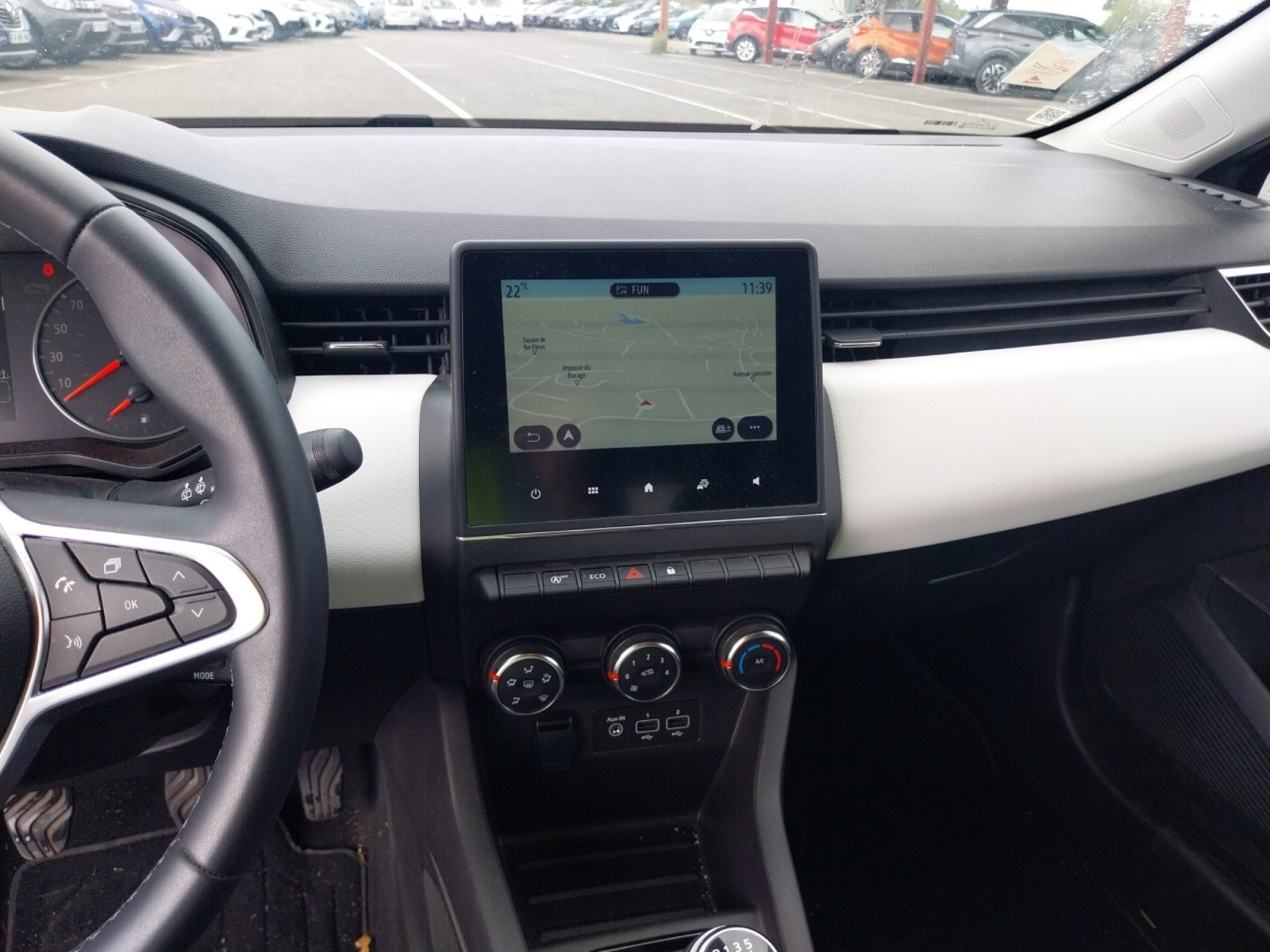 Vente en ligne Renault Clio 5 Clio TCe 100 GPL au prix de 14 290 €