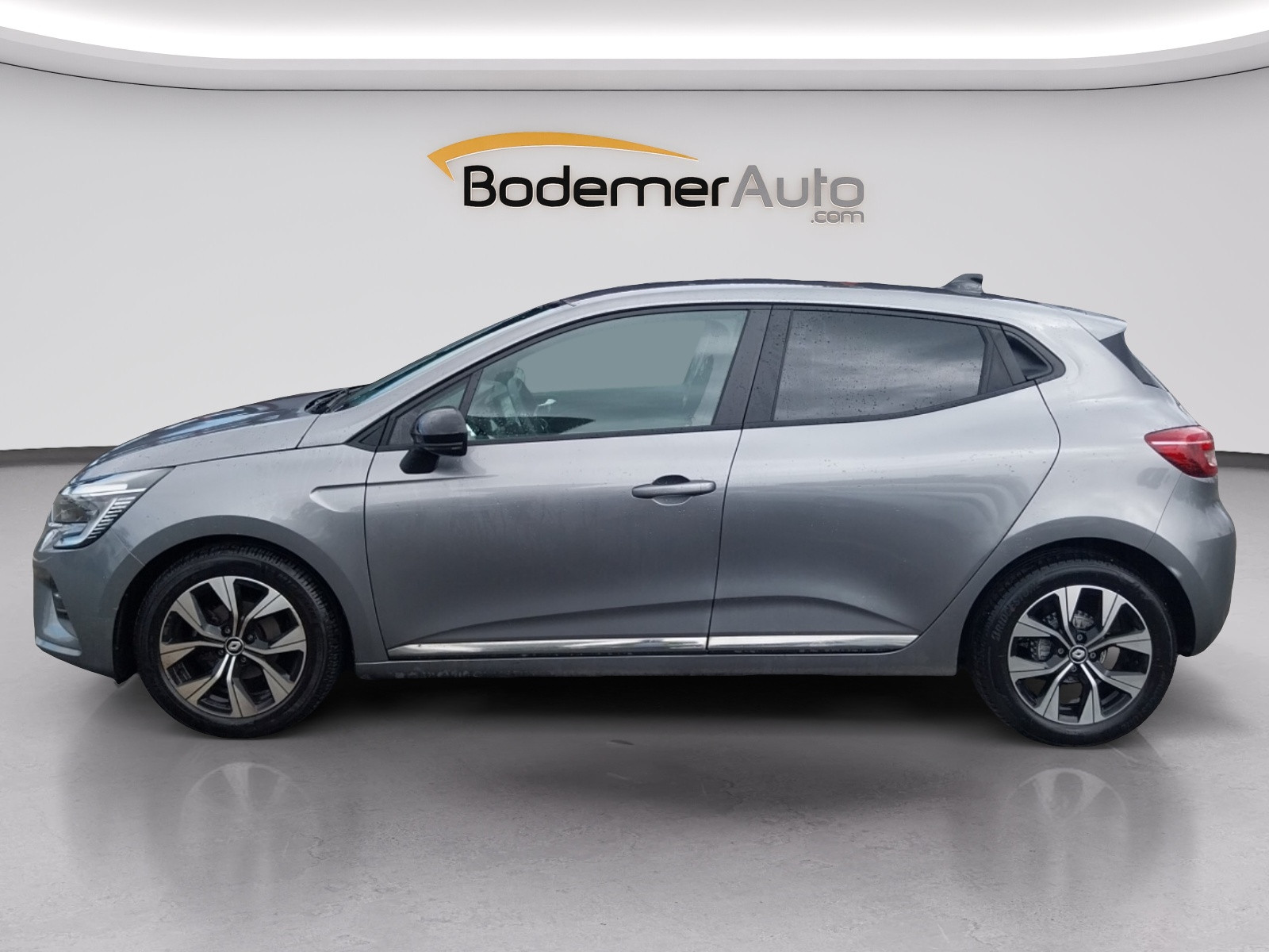 Vente en ligne Renault Clio 5 Clio TCe 100 GPL au prix de 14 290 €