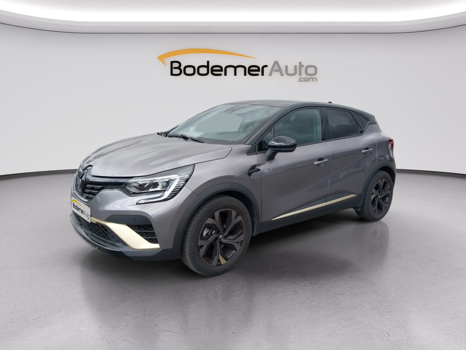Renault Captur  E-Tech full hybrid 145 occasion de 2023 en vente à Vannes