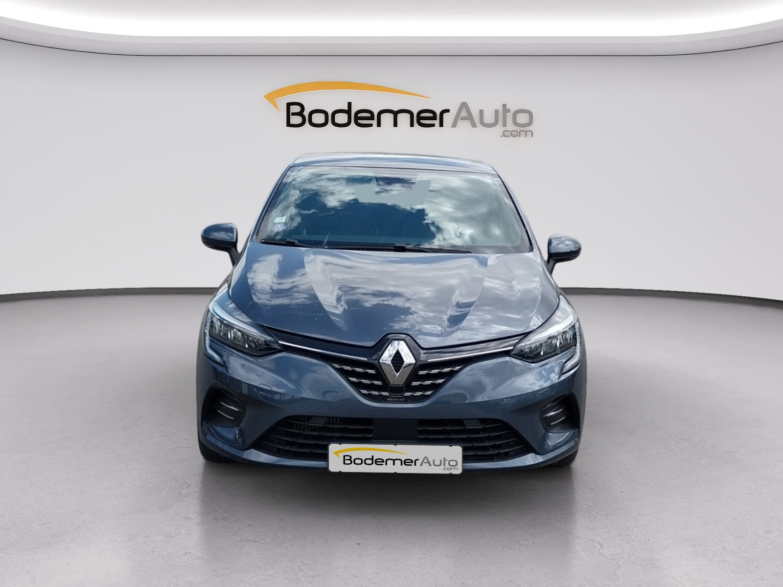 Vente en ligne Renault Clio 5 Clio TCe 90 - 21N au prix de 14 270 €