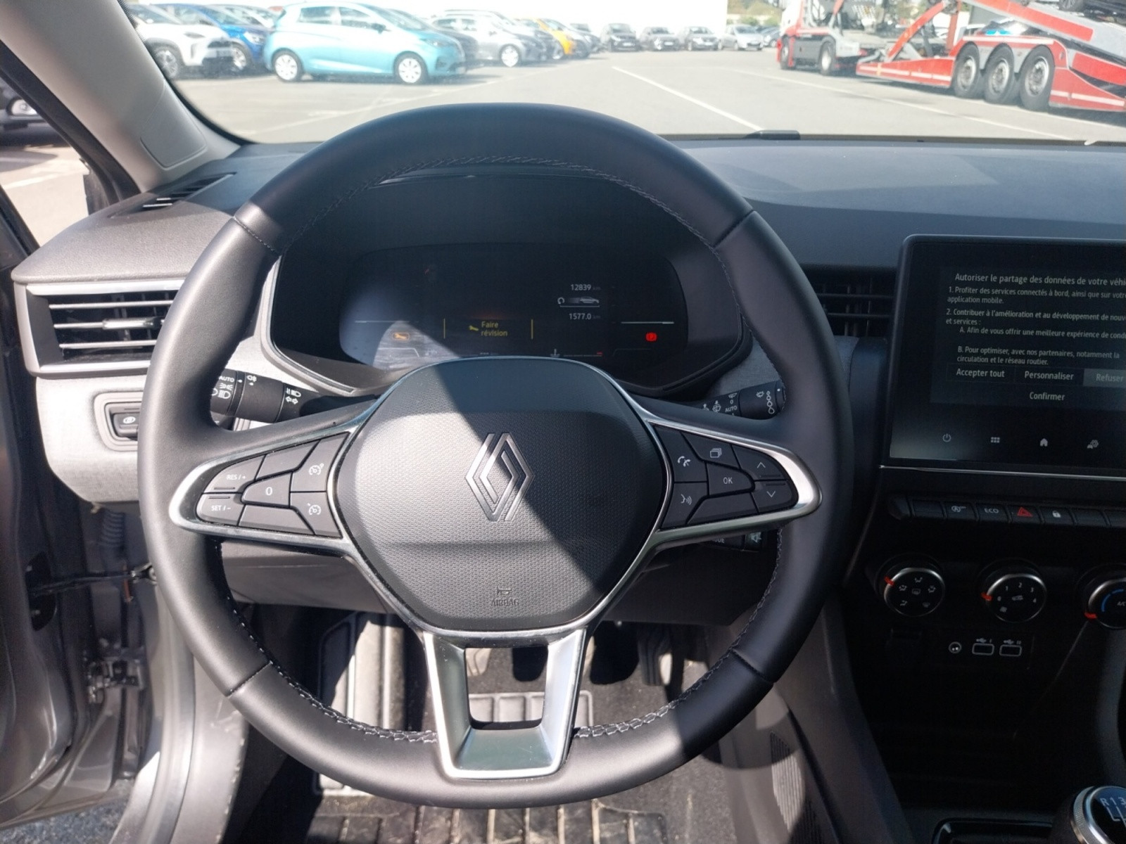 Vente en ligne Renault Clio 5 Clio Blue dCi 100 ch GSR2 au prix de 17 690 €