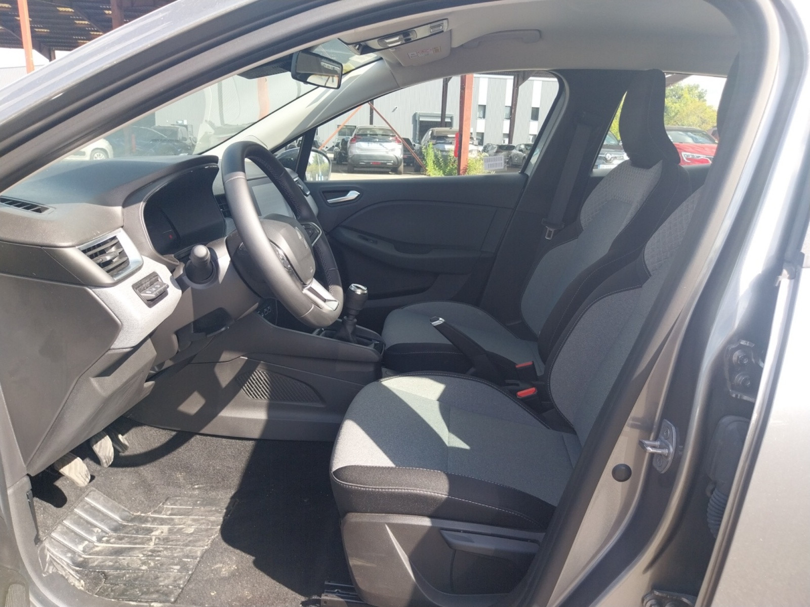 Vente en ligne Renault Clio 5 Clio Blue dCi 100 ch GSR2 au prix de 17 690 €