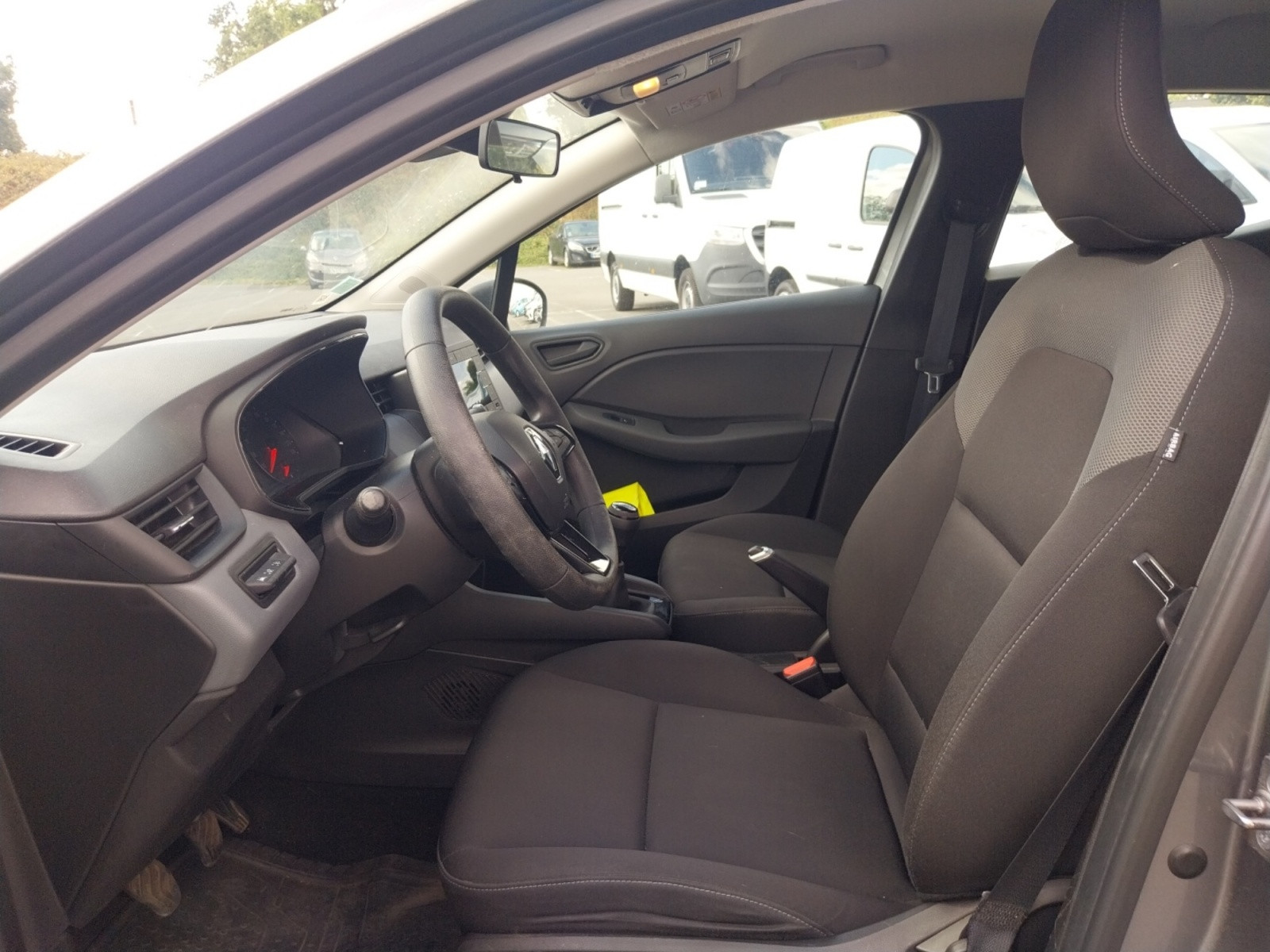 Vente en ligne Renault Clio 5 Clio SCe 65 au prix de 12 790 €