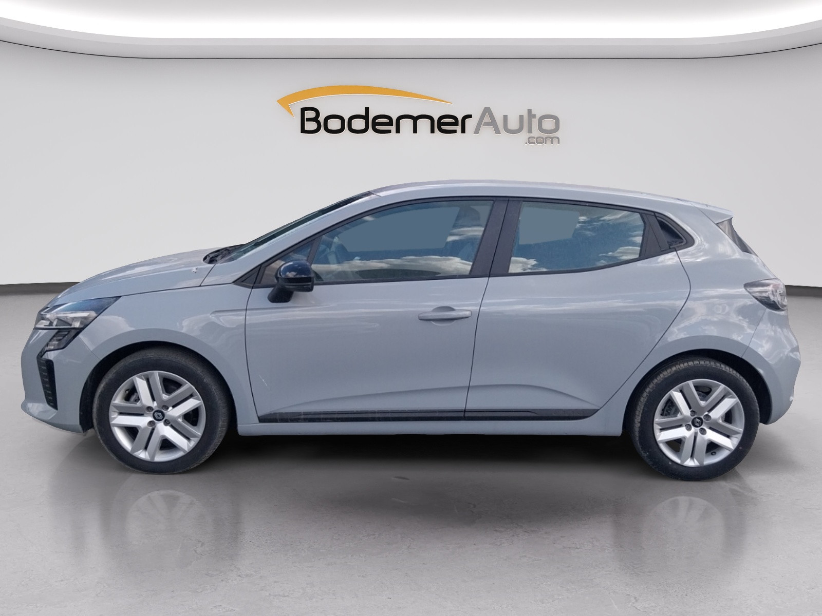 Vente en ligne Renault Clio 5 Clio Blue dCi 100 ch GSR2 au prix de 17 790 €