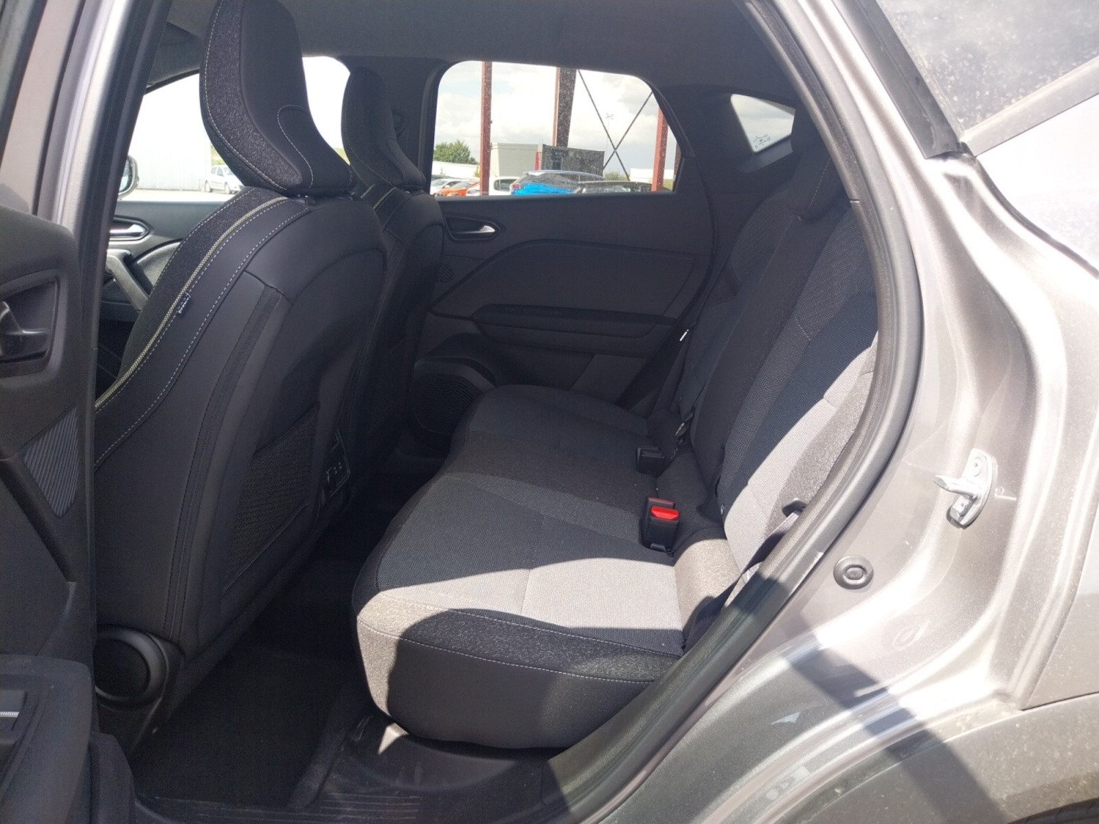 Vente en ligne Renault Captur  TCe 115 ch au prix de 23 990 €
