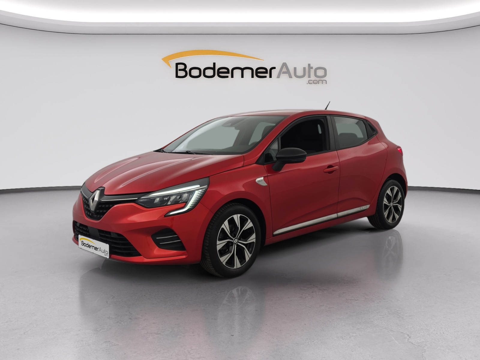 Renault Clio 5 Clio TCe 90 - 21N occasion de 2022 en vente à Vannes