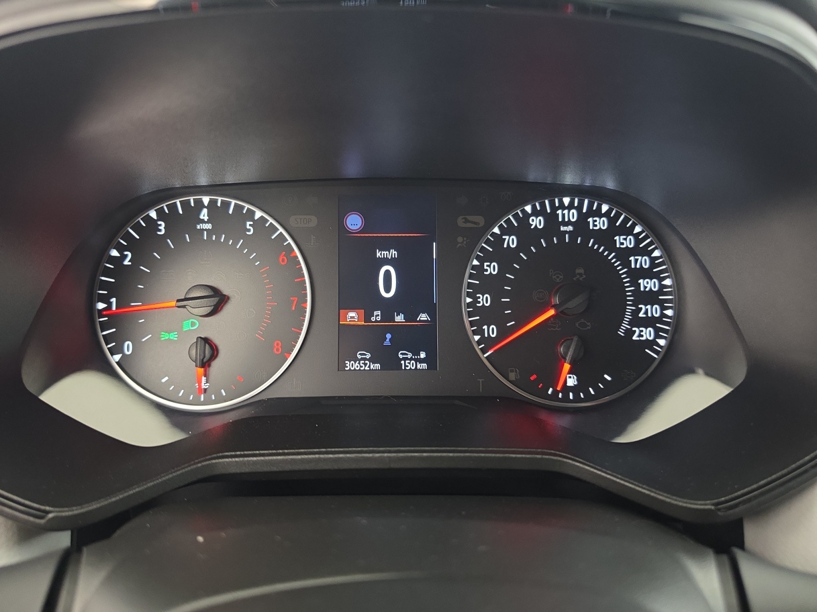 Vente en ligne Renault Clio 5 Clio TCe 90 - 21N au prix de 13 990 €