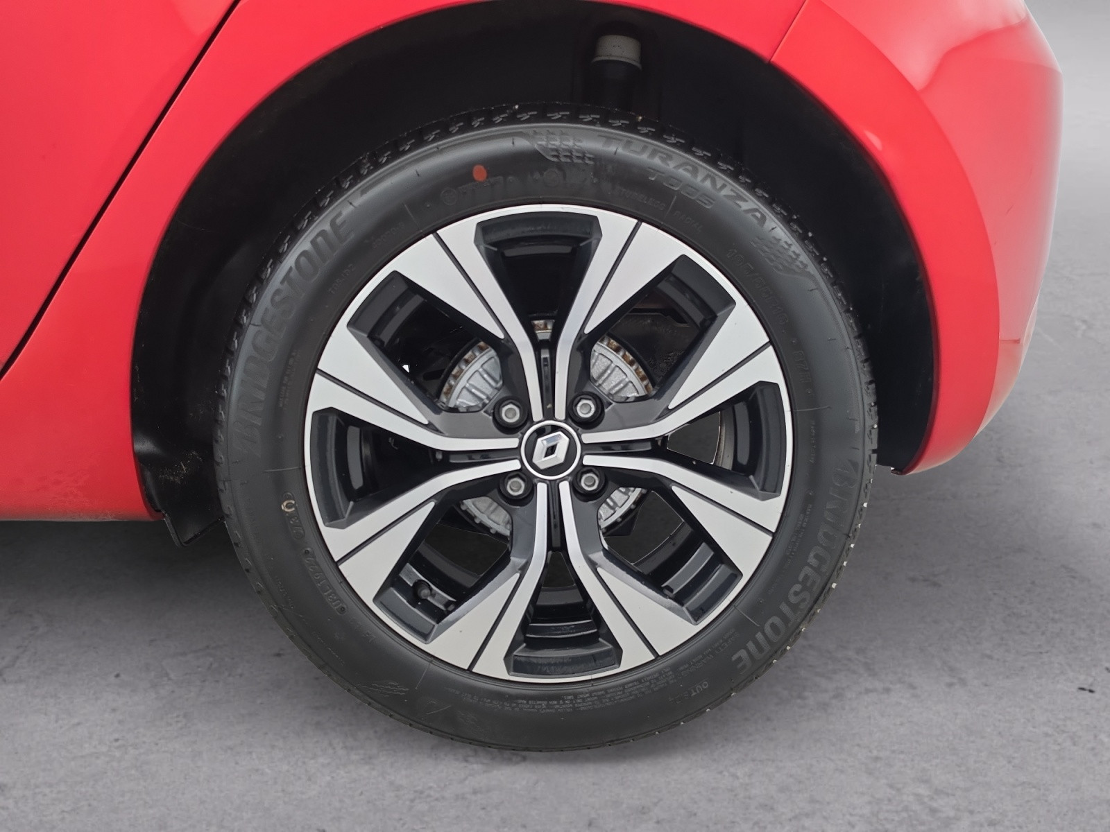 Vente en ligne Renault Clio 5 Clio TCe 90 - 21N au prix de 13 990 €