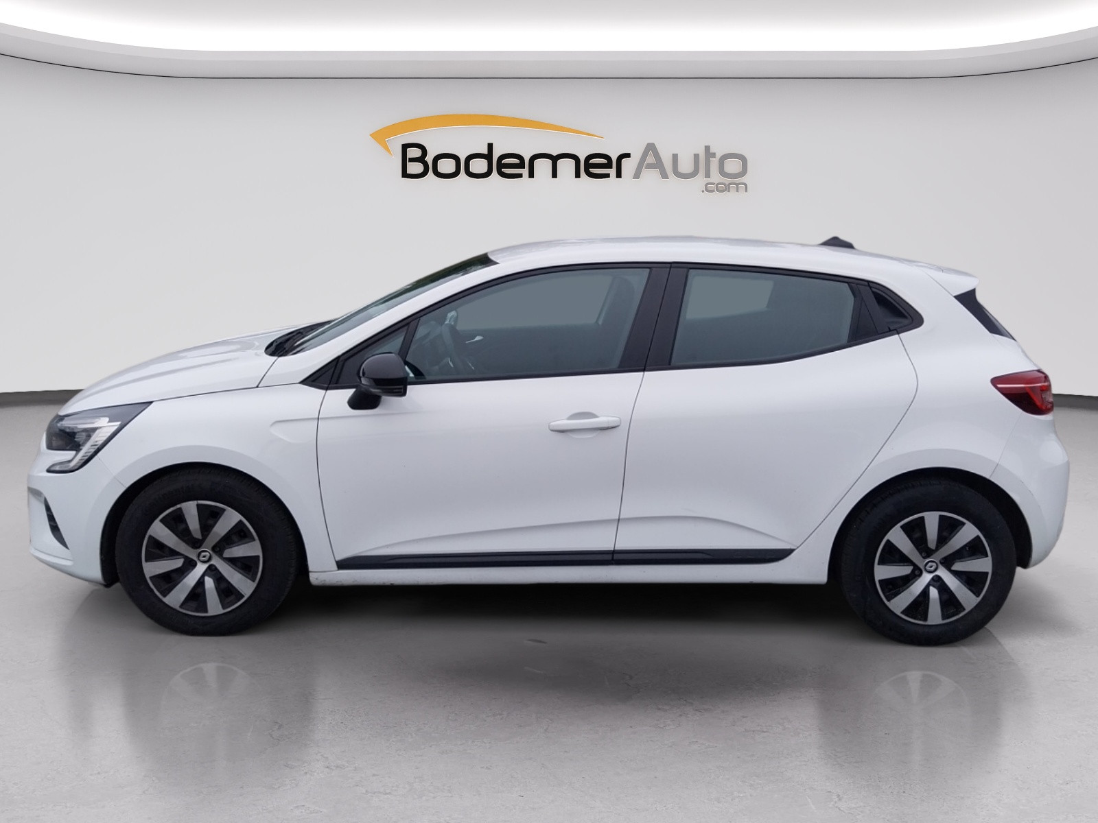 Vente en ligne Renault Clio 5 Clio TCe 90 au prix de 12 990 €
