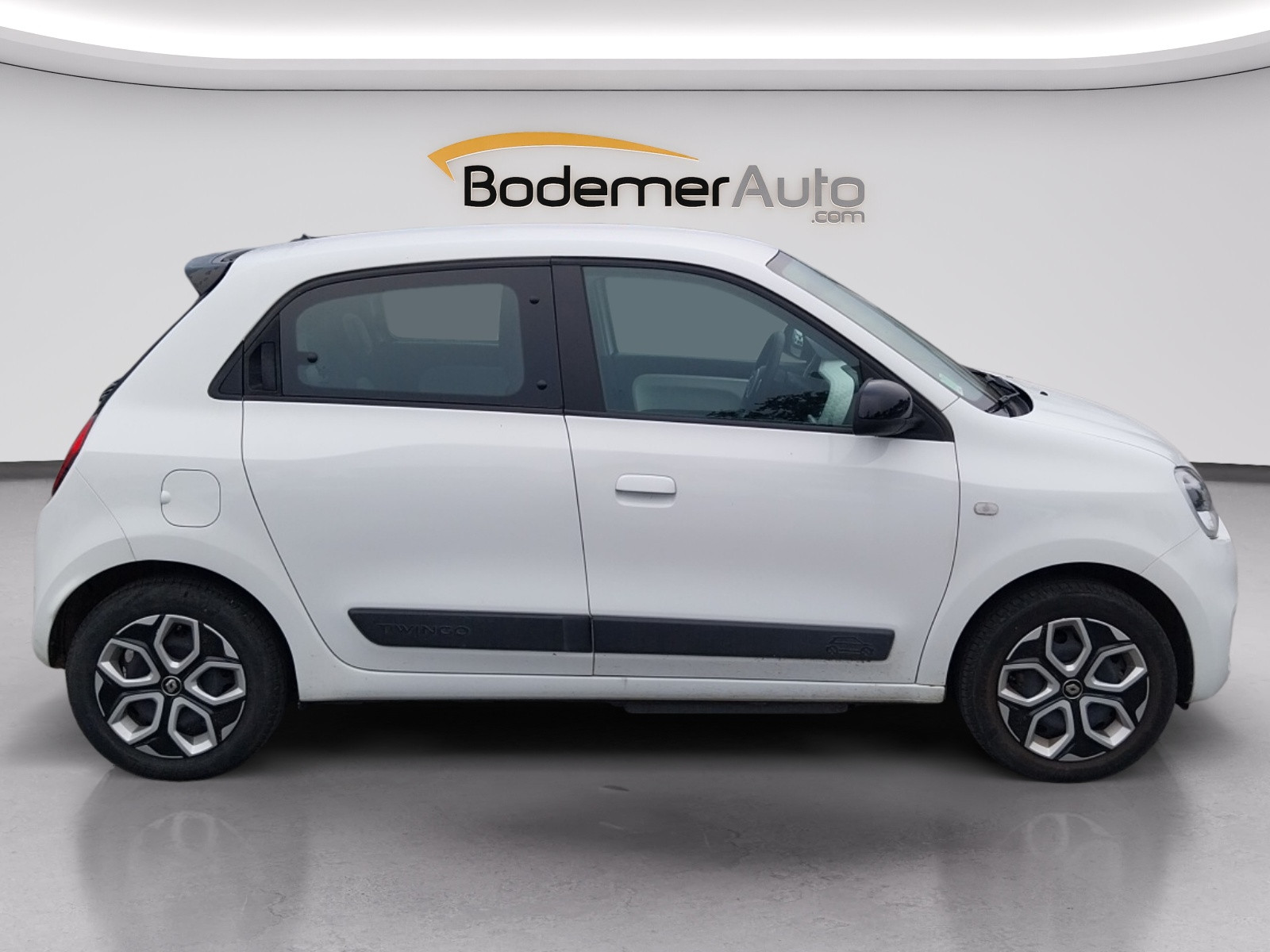 Vente en ligne Renault Twingo Electrique Twingo III E-Tech au prix de 13 290 €