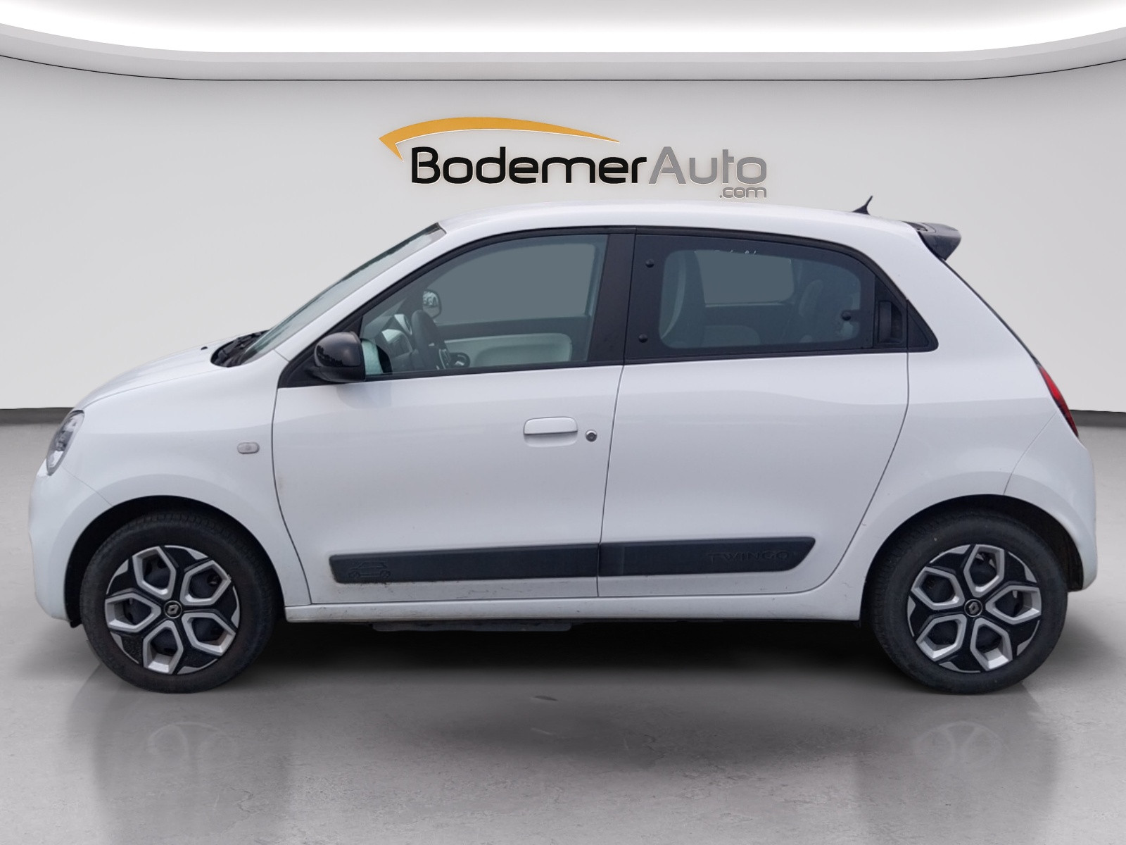 Vente en ligne Renault Twingo Electrique Twingo III E-Tech au prix de 13 290 €