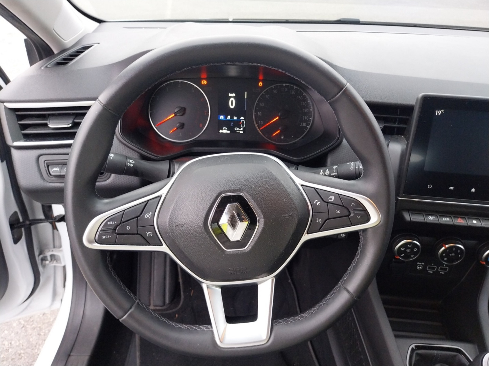 Vente en ligne Renault Clio 5 Clio TCe 90 au prix de 12 990 €