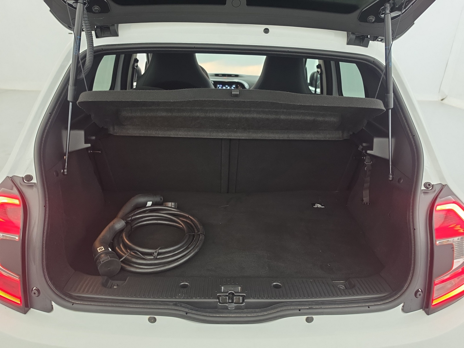 Vente en ligne Renault Twingo Electrique Twingo III E-Tech au prix de 14 290 €