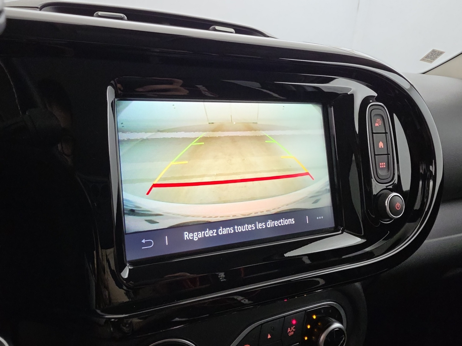 Vente en ligne Renault Twingo Electrique Twingo III E-Tech au prix de 14 290 €