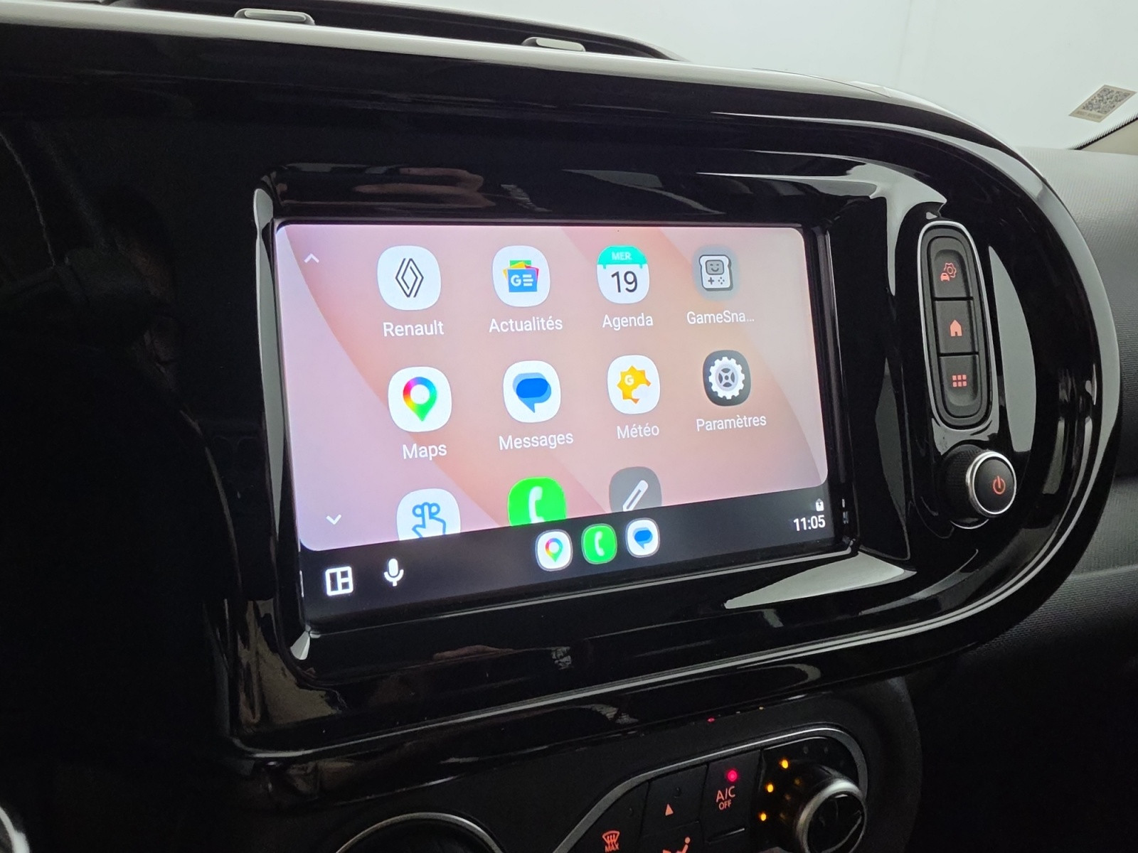 Vente en ligne Renault Twingo Electrique Twingo III E-Tech au prix de 14 290 €
