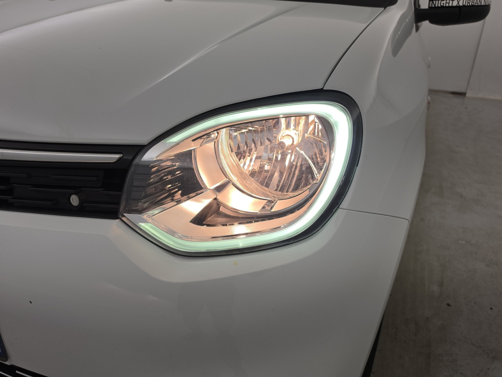 Vente en ligne Renault Twingo Electrique Twingo III E-Tech au prix de 14 290 €