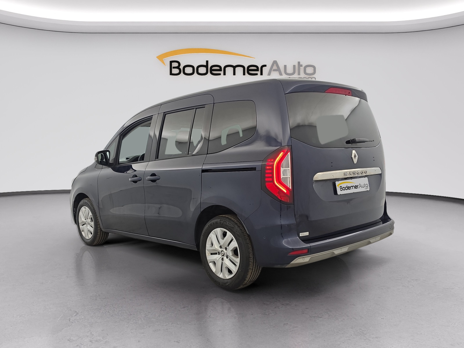 Vente en ligne Renault Kangoo  Blue dCi 95 au prix de 22 790 €