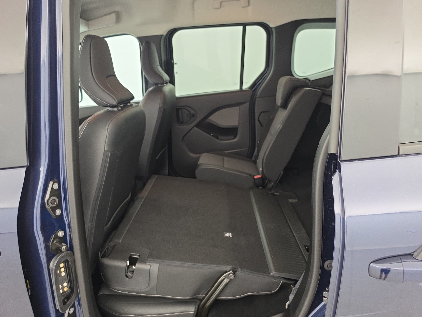 Vente en ligne Renault Kangoo  Blue dCi 95 au prix de 22 790 €