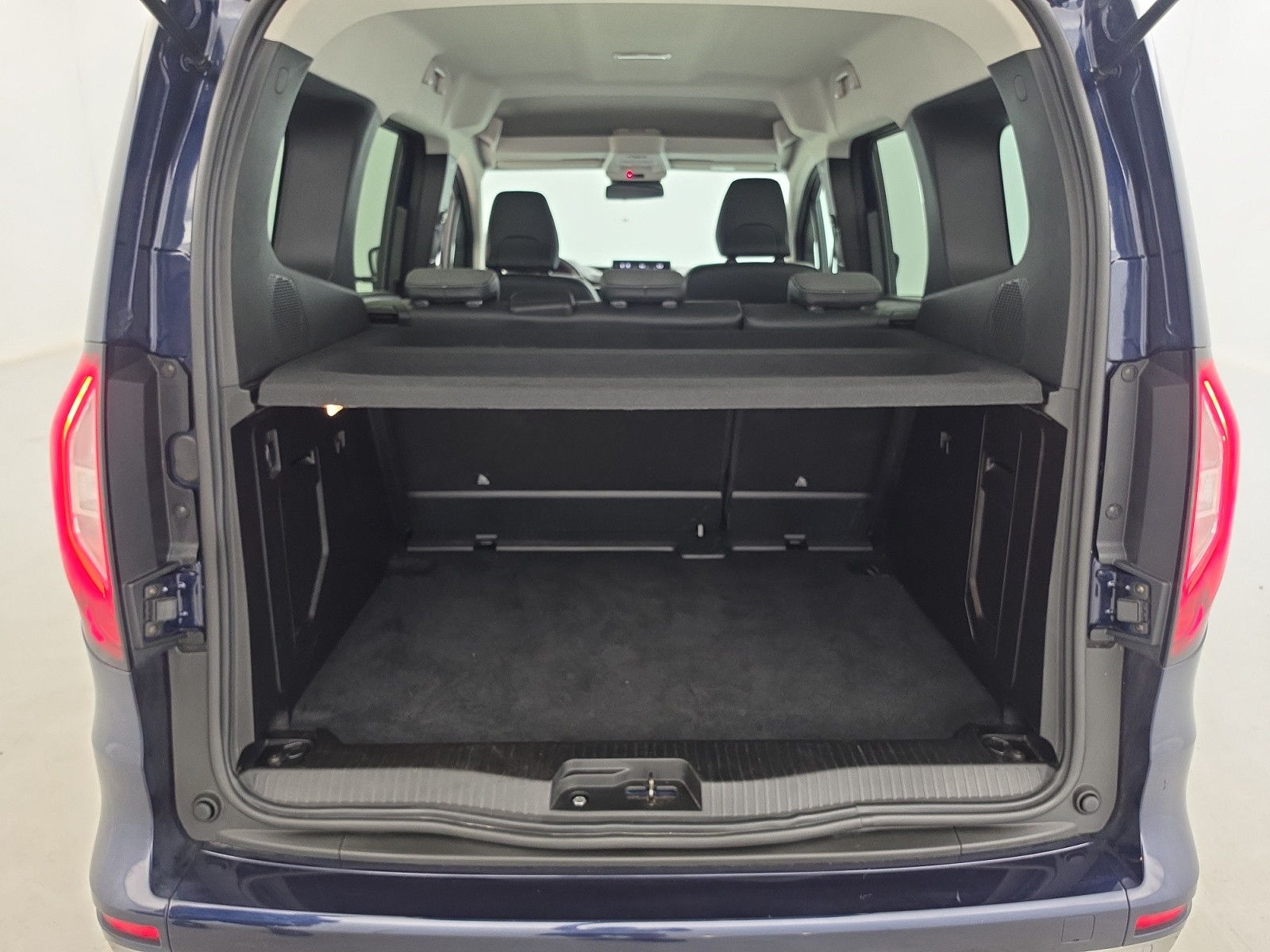 Vente en ligne Renault Kangoo  Blue dCi 95 au prix de 22 790 €