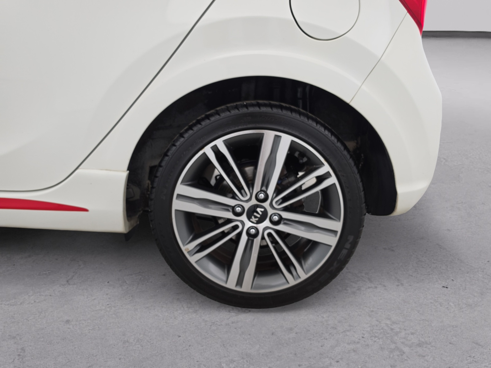 Vente en ligne Kia Picanto  1.2L 84 ch BVM5 au prix de 10 590 €
