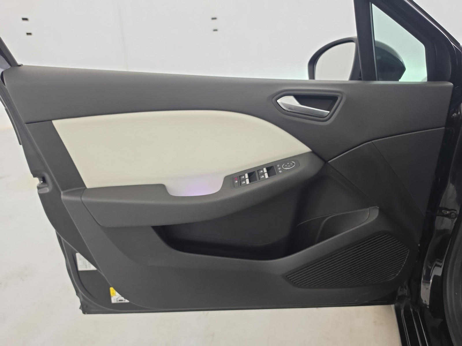 Vente en ligne Renault Clio 5 Clio TCe 140 - 21 au prix de 11 990 €